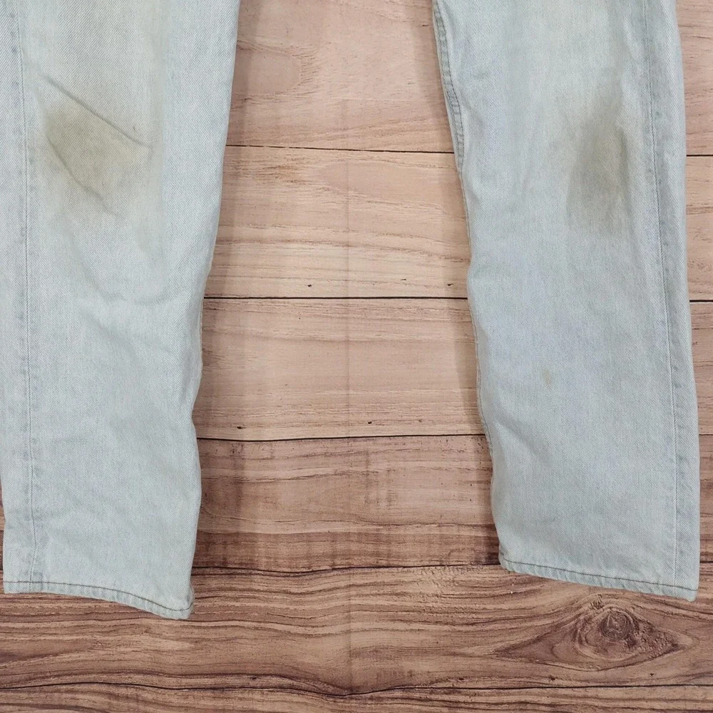 Vintage Levis 501 Jeans Mens 31x32 (33x34) Blue Light Wash Straight Denim USA